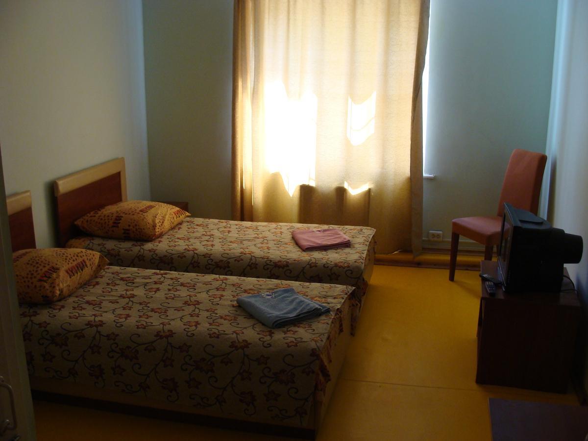 Adel Hotel Kiev Ngoại thất bức ảnh